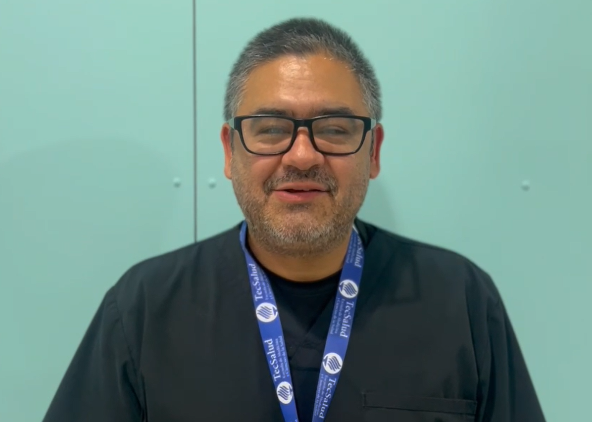 Dr. Alejandro Ramírez